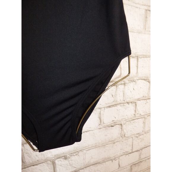 TYR Women's Durafast Diamondfit Black 1 Piece Swimsuit Size M 32 NEW - Picture 5 of 11